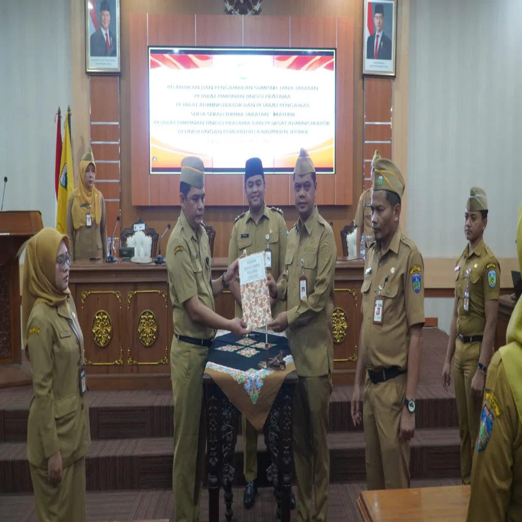35 Pejabat di Lingkungan Pemkab Jepara Dilantik, Bupati Tegaskan Transparansi dan Profesionalisme