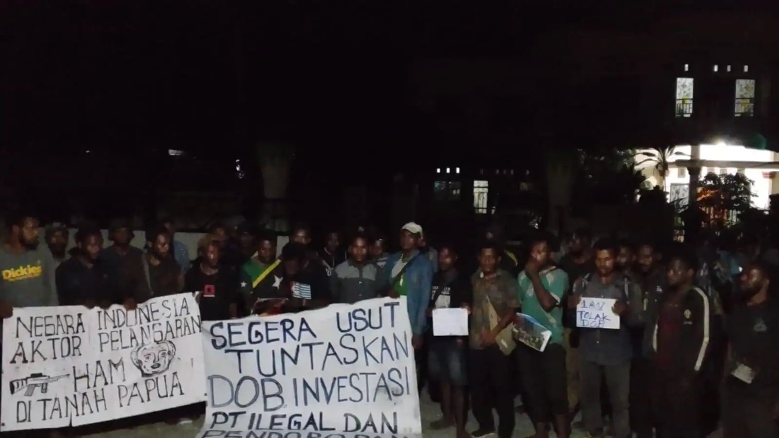 SMI-KP GUNCANG JAYAPURA: MAHASISWA Paniai BAWA 4 TUNTUTAN KERAS, DESAK NEGARA BERHENTI ABAIKAN SUARA MASYARAKAT ADAT