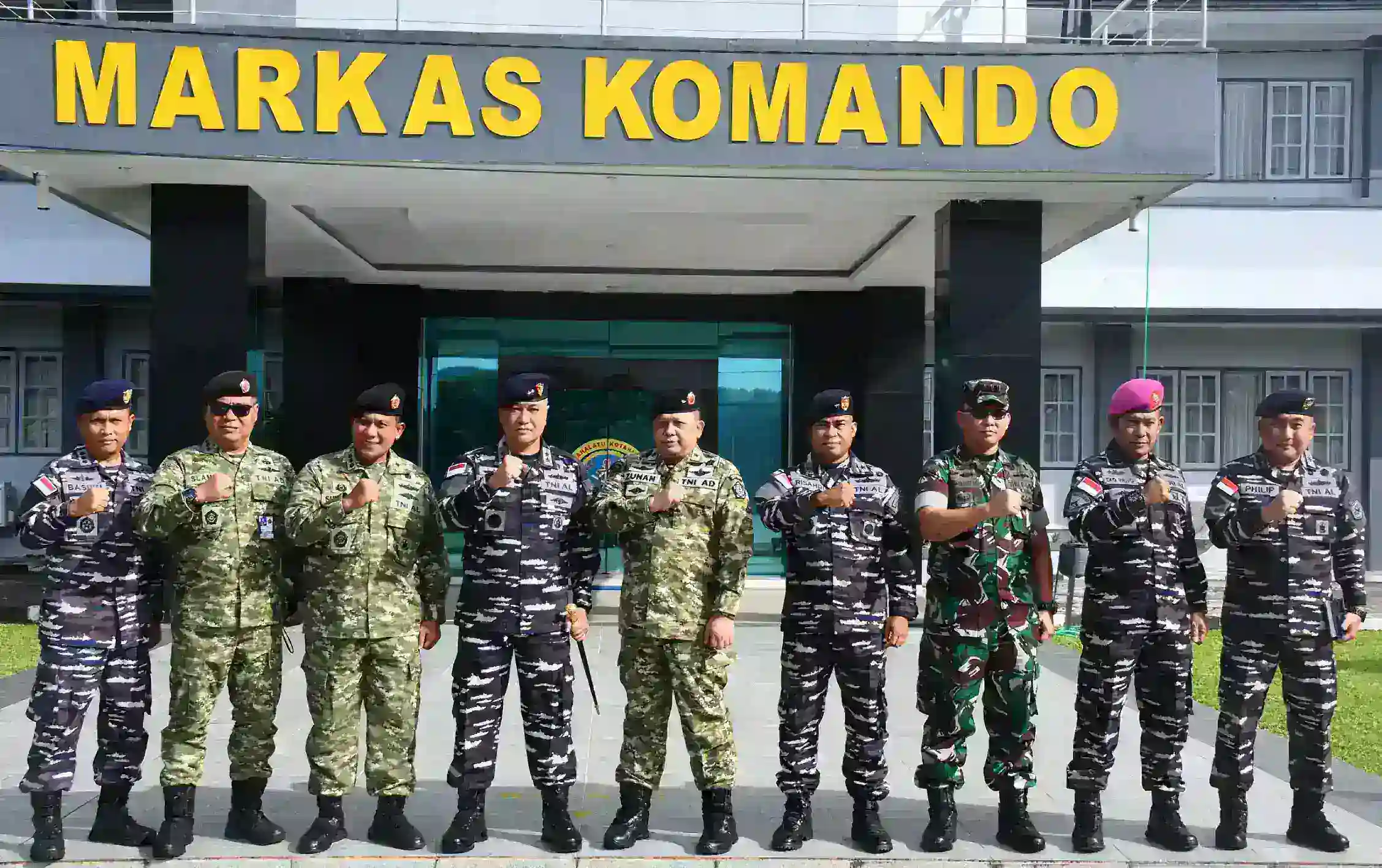 Dankodaeral IX Terima Kunjungan Kerja Tim Sahli TNI di Mako Kodaeral IX