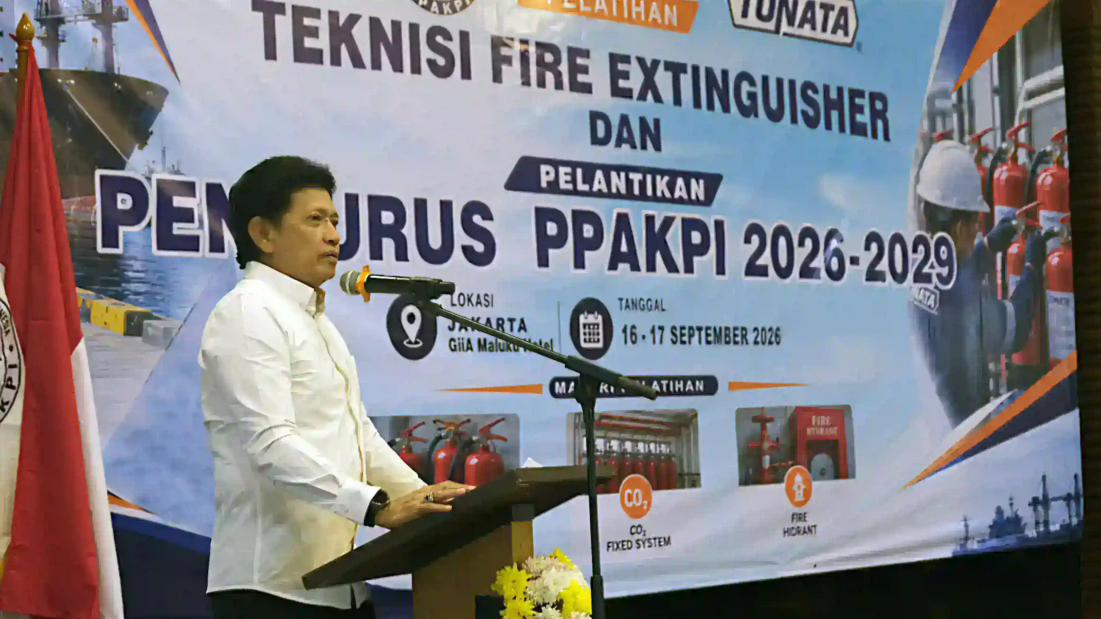Bukan Sekadar Transportasi Laut Gubernur Maluku Dorong Maluku Jadi Pusat Ekosistem Keselamatan Pelayaran Nasional
