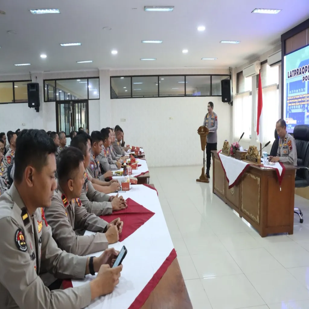 Polres Jepara Gelar Latpraops Lilin Candi 2025, Matangkan Pengamanan Natal 2025 dan Tahun Baru 2026