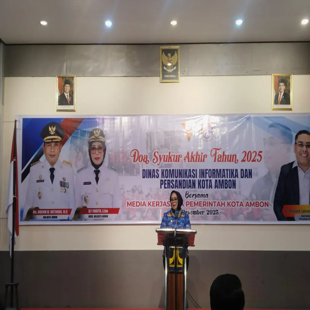 Hadiri Doa Syukur Akhir Tahun 2025 Diskominfo Ambon, Wakil Walikota Tekankan Fokus Pemkot Ambon Tangani Berbagai Persoalan Lewat Kolaborasi Lintas Sektor Termasuk Media