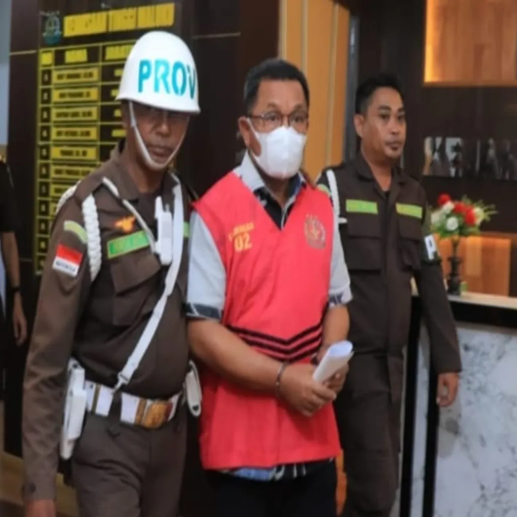 Mantan Bupati Kepulauan Tanimbar Petrus Fatlolon Resmi Ditahan Terkait Kasus Korupsi PT Tanimbar Energi