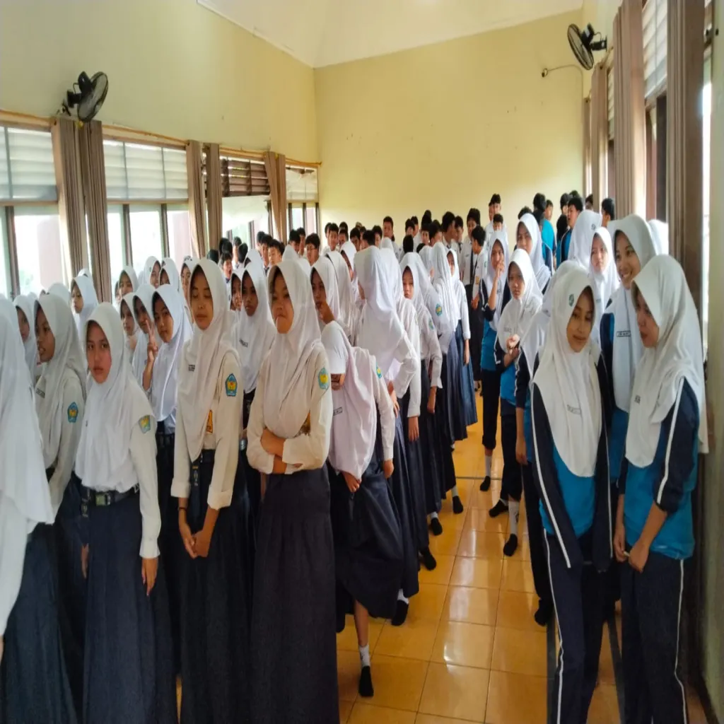 Road Show Anti Narkoba Yang Dilaksanakan Secara Serempak Diinisiasi BNN Duta Narkoba Didukung Oleh Bakesbangpol