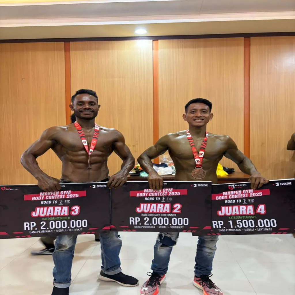 Dua Atlit Binaragawan Asal Aru berhasil meraih juara pada ajang MARVEN GYM BODI CONTES diTimika Papua
