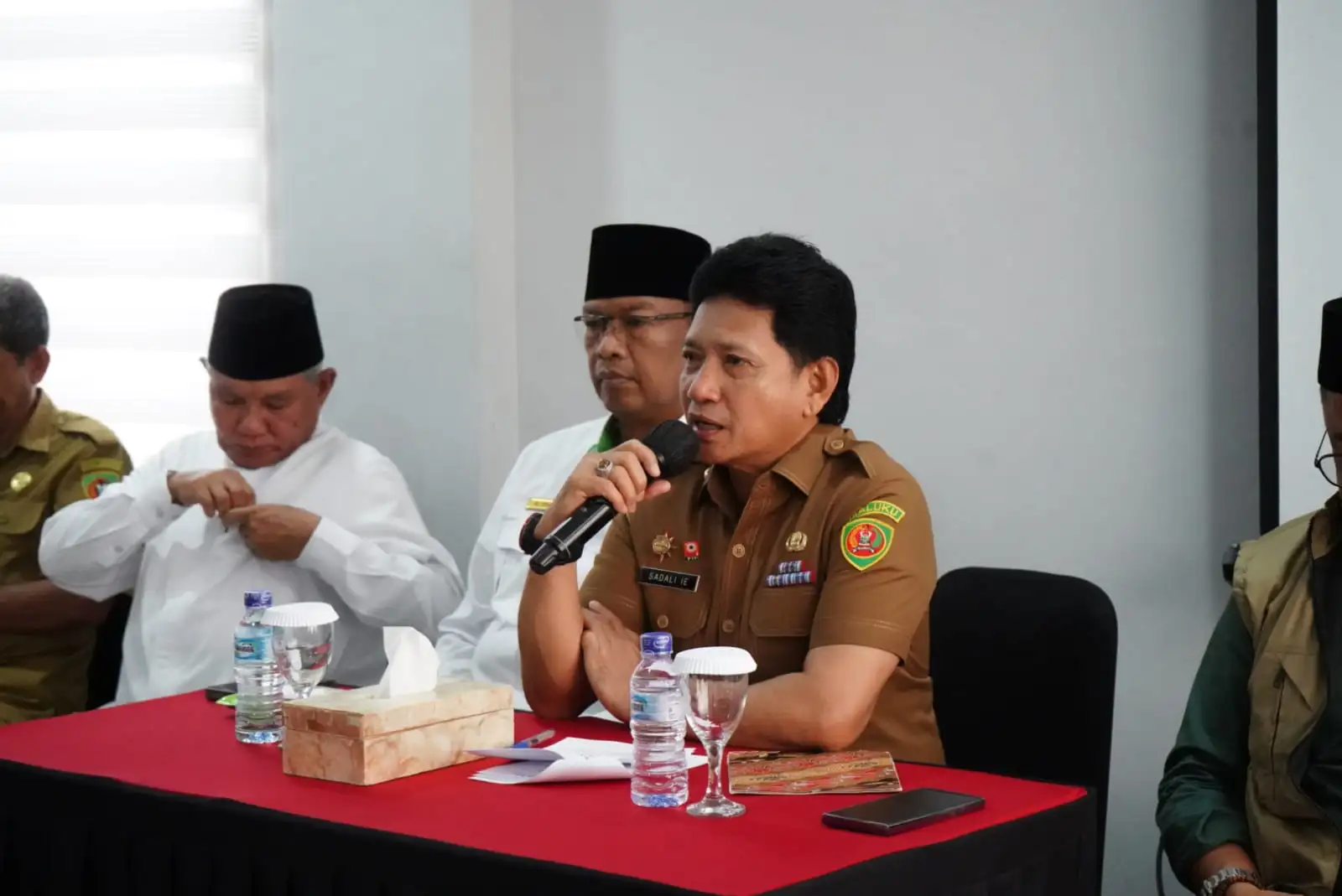 Sekda Maluku Sambut Kepulangan Kafilah MTQ Nasional XXXI, Apresiasi Perjuangan dan Dorong Pembinaan Generasi Qur’ani Berkelanjutan
