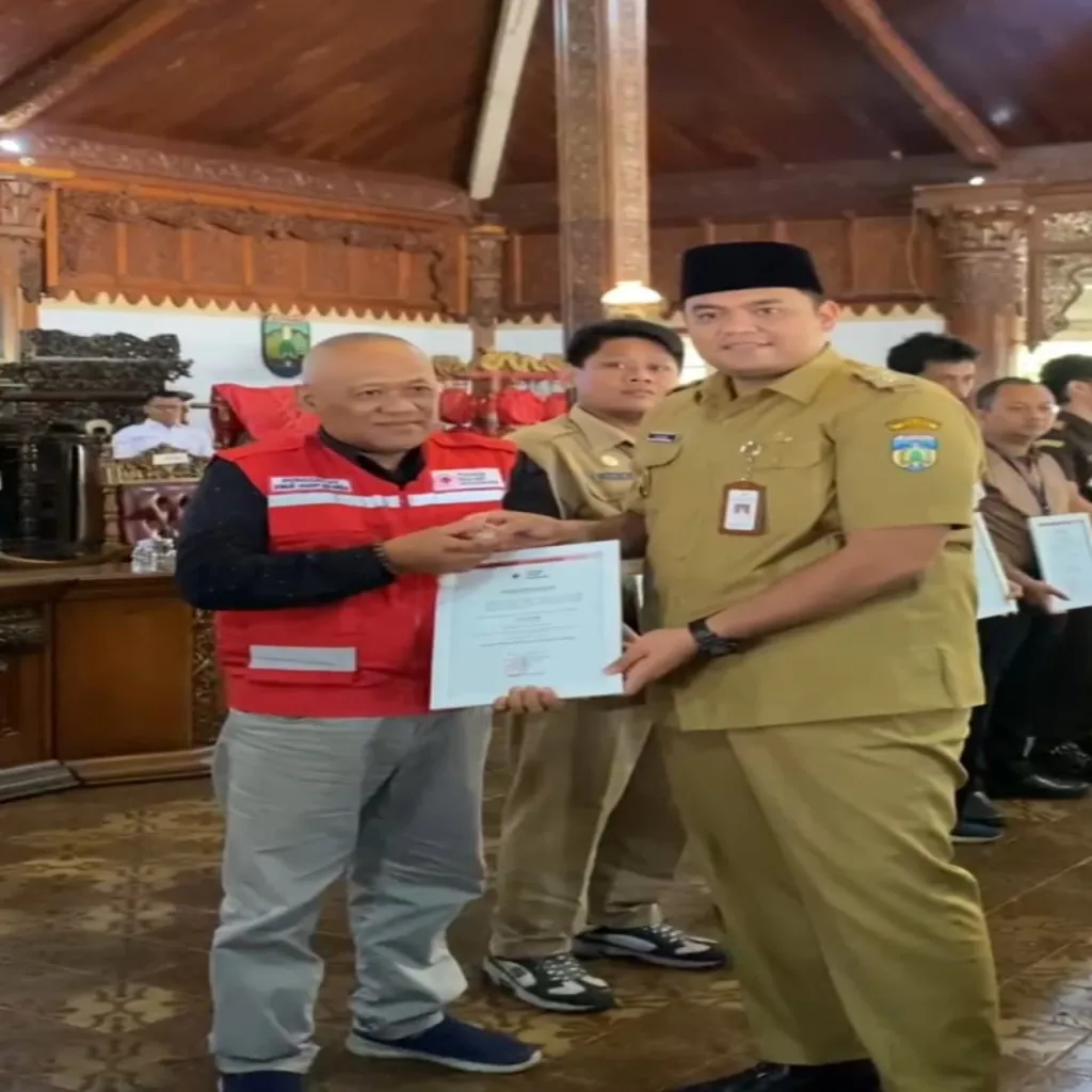 PMI Kabupaten Jepara Memberikan Penghargaan Kepada DDS