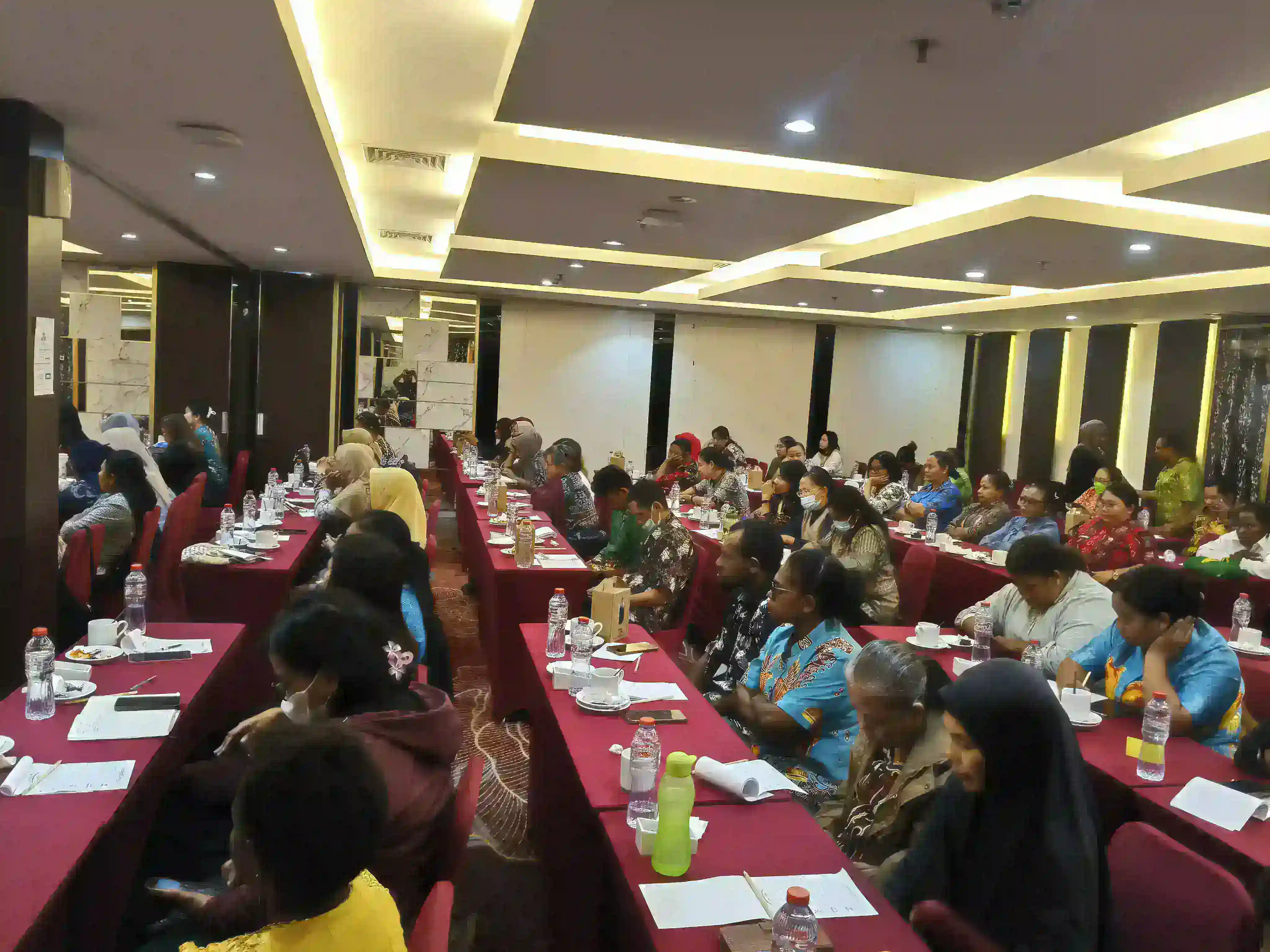 Dinkes Mimika Tancap Gas Bangun Fasilitas Kesehatan, Layanan Udara Jadi Andalan Jangkau Pedalaman