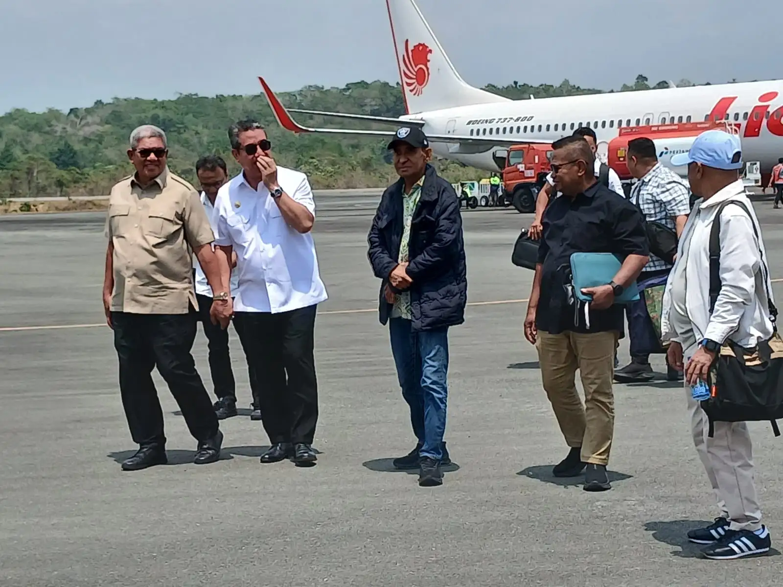 Gubernur Maluku dan Delegasi Tiongkok Tiba di Langgur, Agenda Kunjungan Berlanjut ke Tual