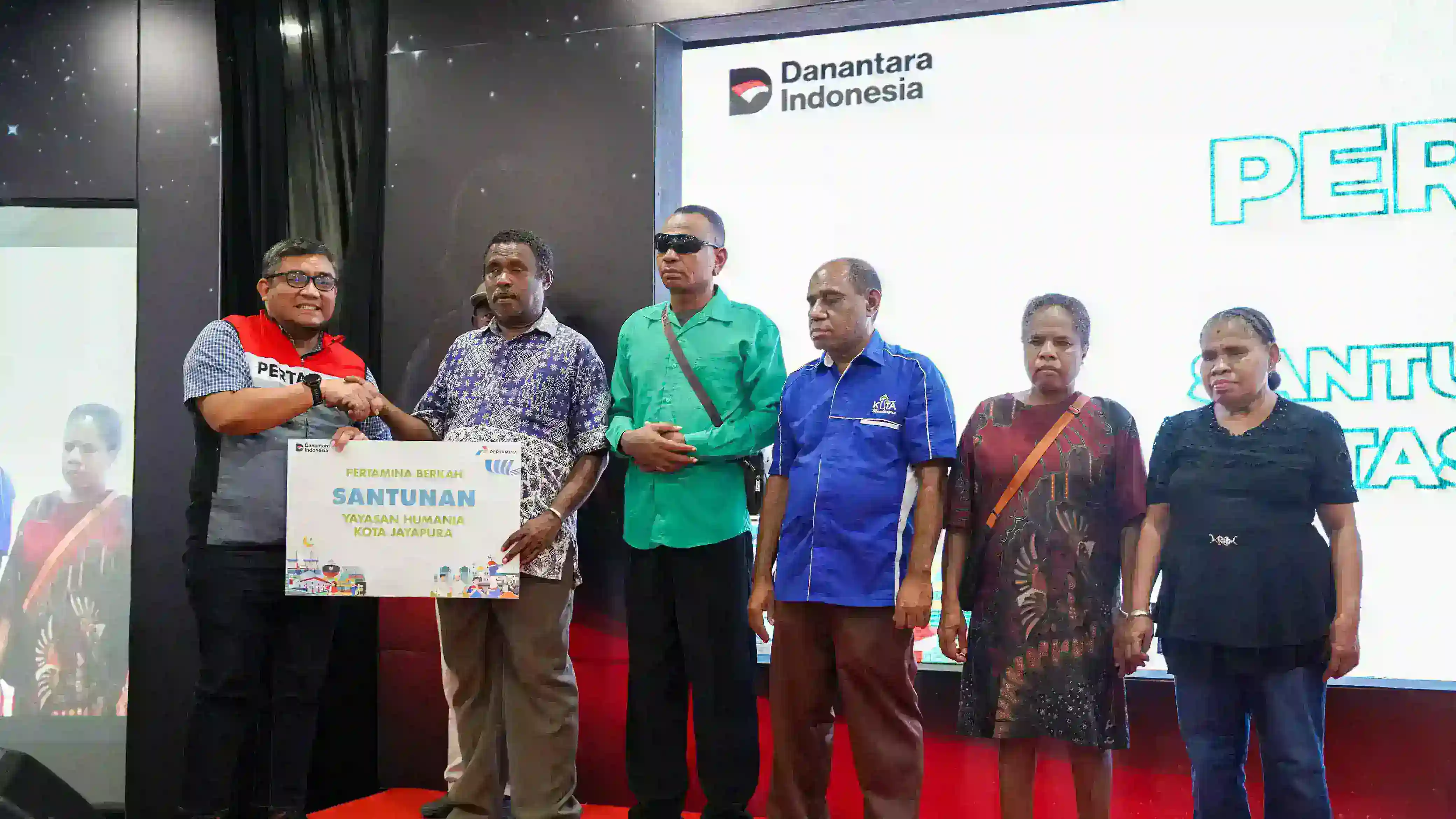 Pertamina Berkah Salurkan Santunan untuk 5 Panti Asuhan di Jayapura