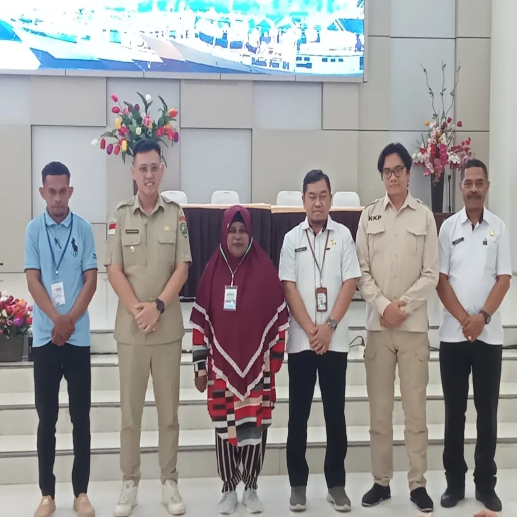 Wabup Vially Rahantoknam Bacakan Sambutan Bupati Thaher: Dorong Nelayan Kecil Miliki Legalitas Kapal dan Terapkan e-Logbook