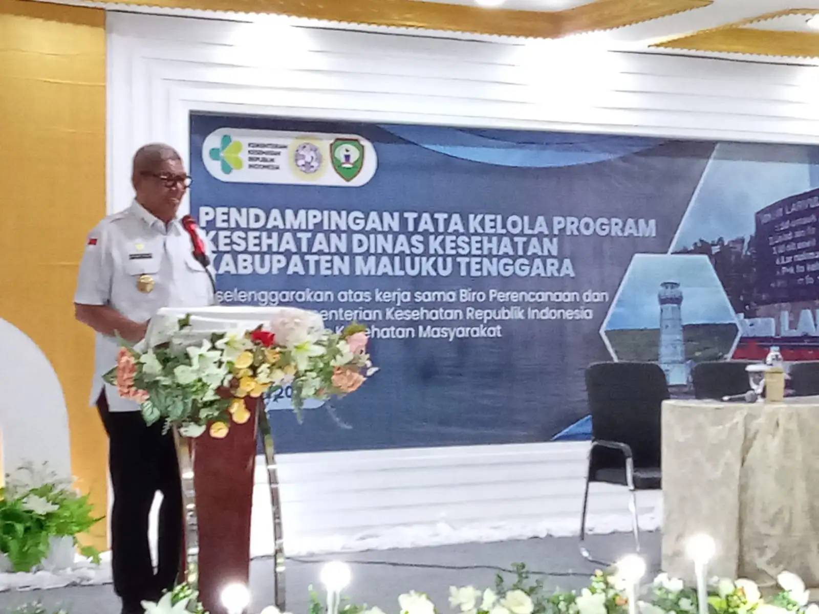 Bupati Maluku Tenggara Ungkap Krisis Dokter, Sentil Kondisi Puskesmas dan Minta Unair Turun Tangan